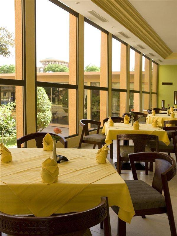 Azalai Hotel Independance 와가두구 외부 사진