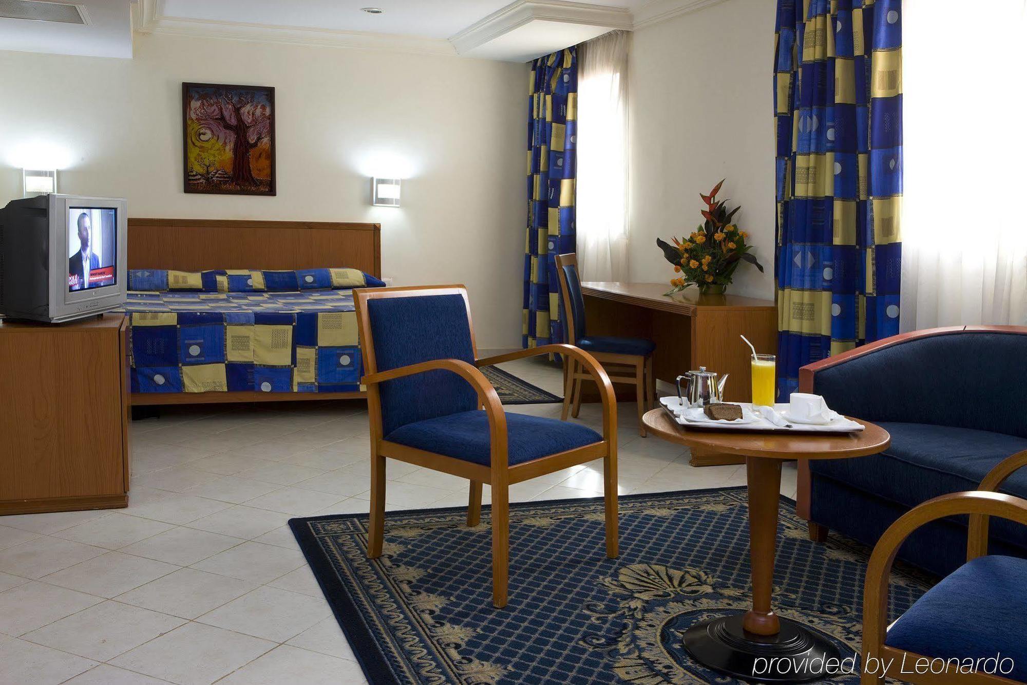 Azalai Hotel Independance 와가두구 외부 사진